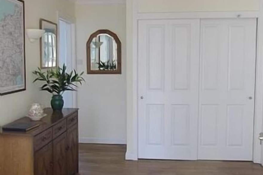 Comfortable House In Lovely Holiday Area With Everything You Require!