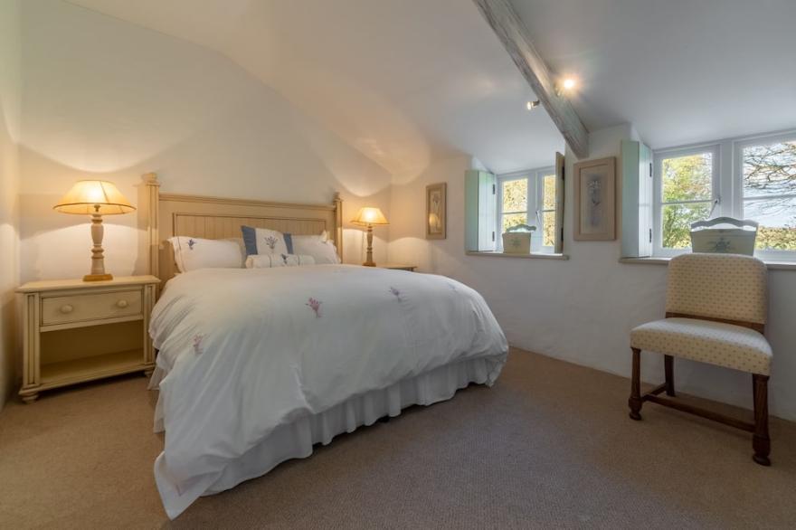 Enjoy the grounds of the Bonython Estate which cover 20 acres whilst staying at Bonython Farmhouse.