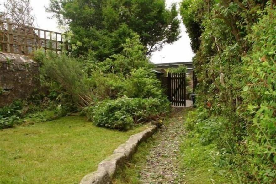 Coastal Tin Miner's Cottage with sea views between St. Just & St Ives