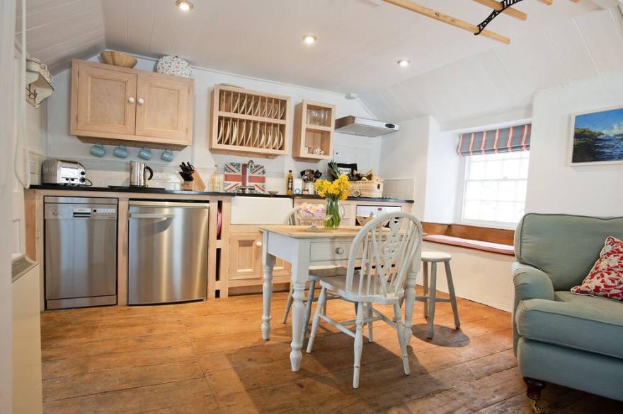 The Langley Tarne, a dog friendly,  luxury bolt-hole retreat for two in West Cornwall.