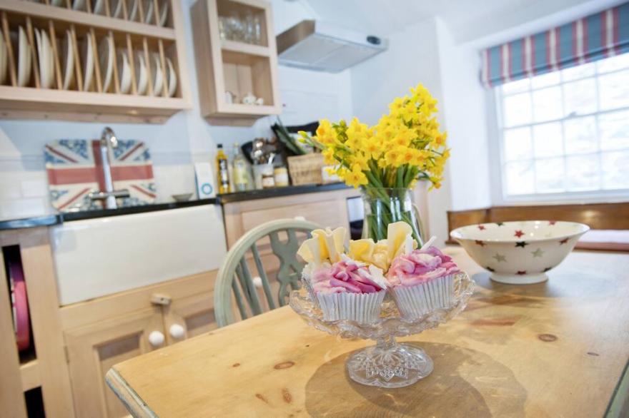 The Langley Tarne, a dog friendly,  luxury bolt-hole retreat for two in West Cornwall.