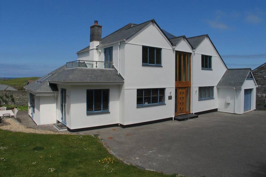 Immaculate Individual Contemporary House overlooking Trevone Bay