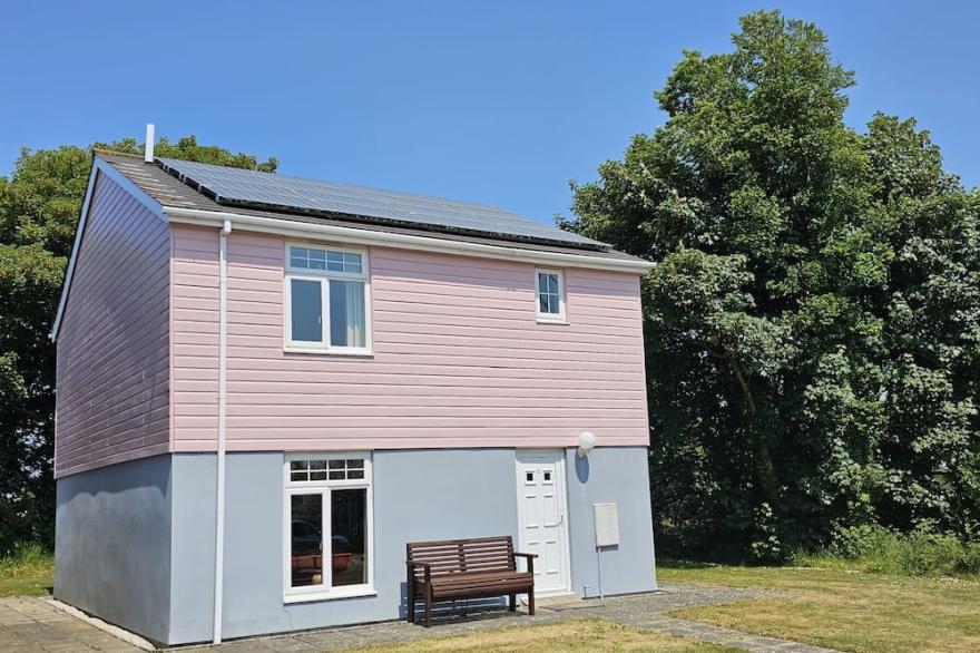 Privately Owned Premier Detached Property with Wi-Fi