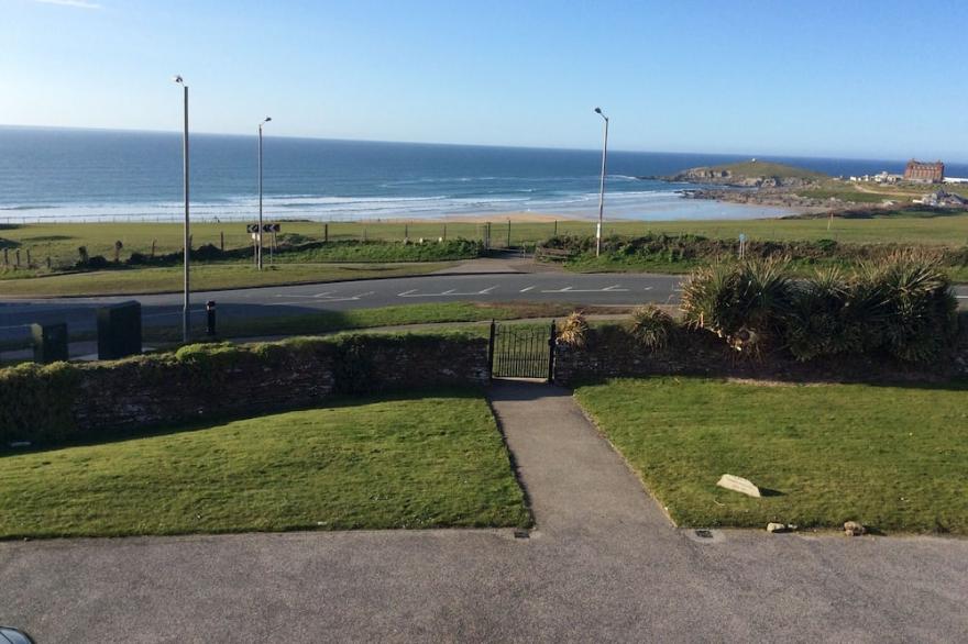 Beach view Town House,sea views,5 mins to beach ,free wifi,Family & pet friendly