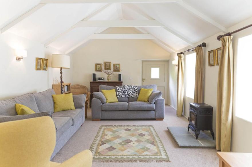 Spacious converted barn on a real Cornish lane, near Hayle and St. Ives