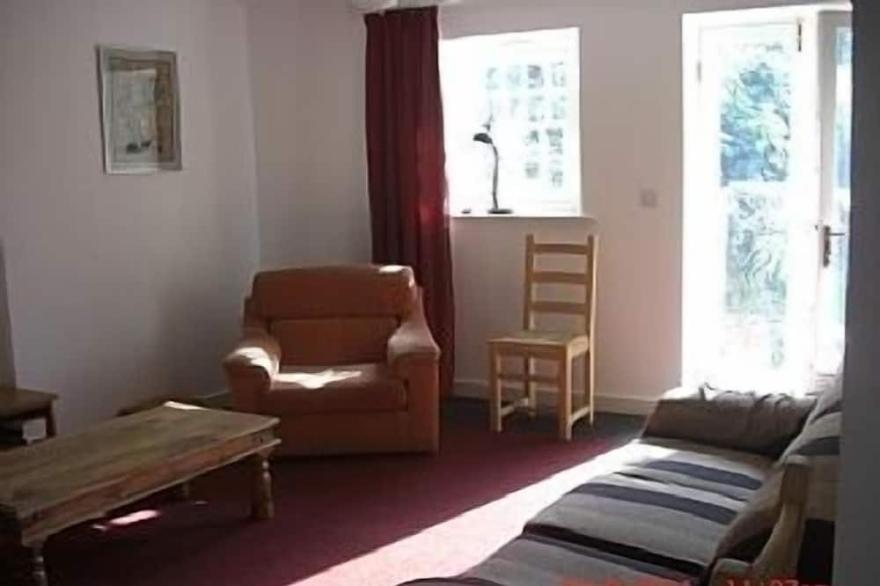 Converted Coach House In Private Location