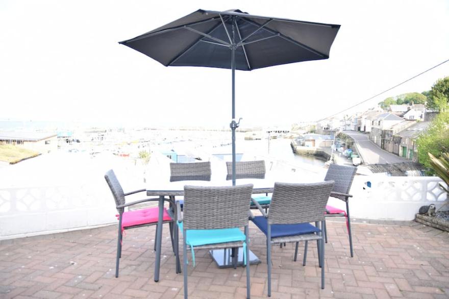 Port View, Newlyn house with stunning views