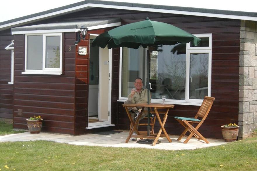 Little Nod holiday bungalow, Welcombe, North Devon