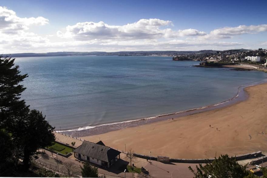 6 Astor House - premier apartment with stunning south facing uninterrupted sea views with balcony tw