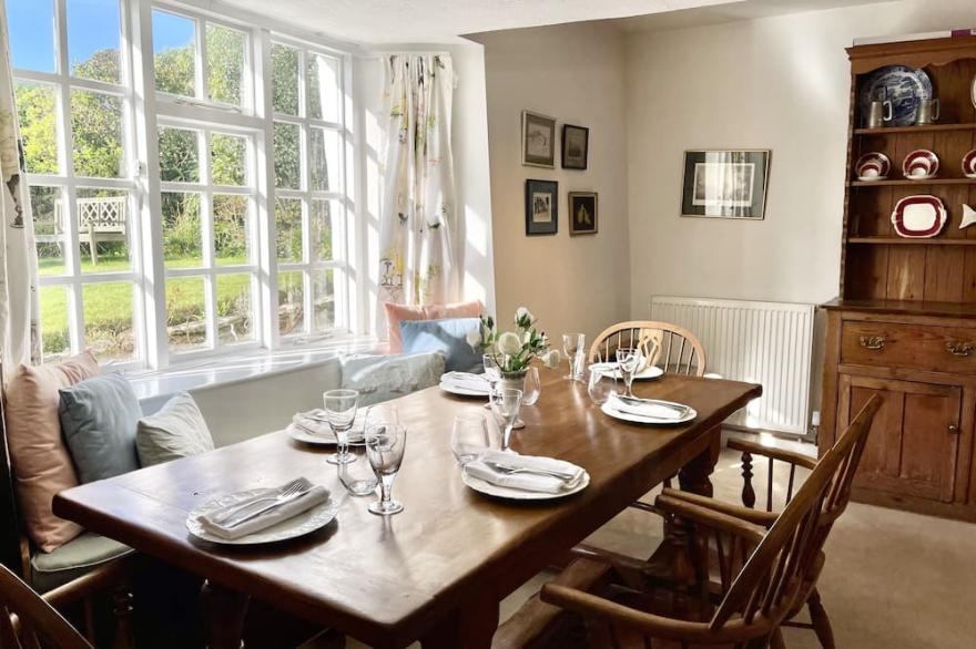 South Devon village cottage, close to beaches and with sunny garden!