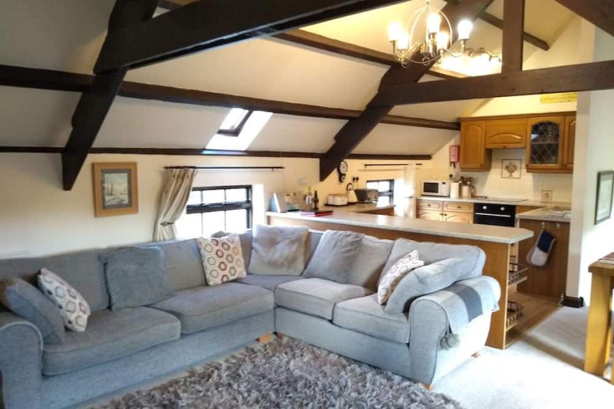 Charming quiet barn conversion near the sea at Budle Bay, Waren Mill