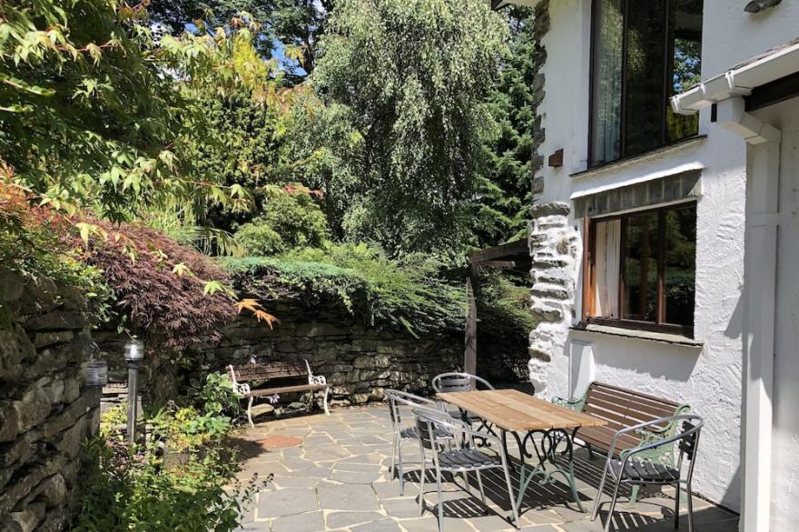 Visit Britain Gold standard cottage - stunning, spacious and stylish. WiFi