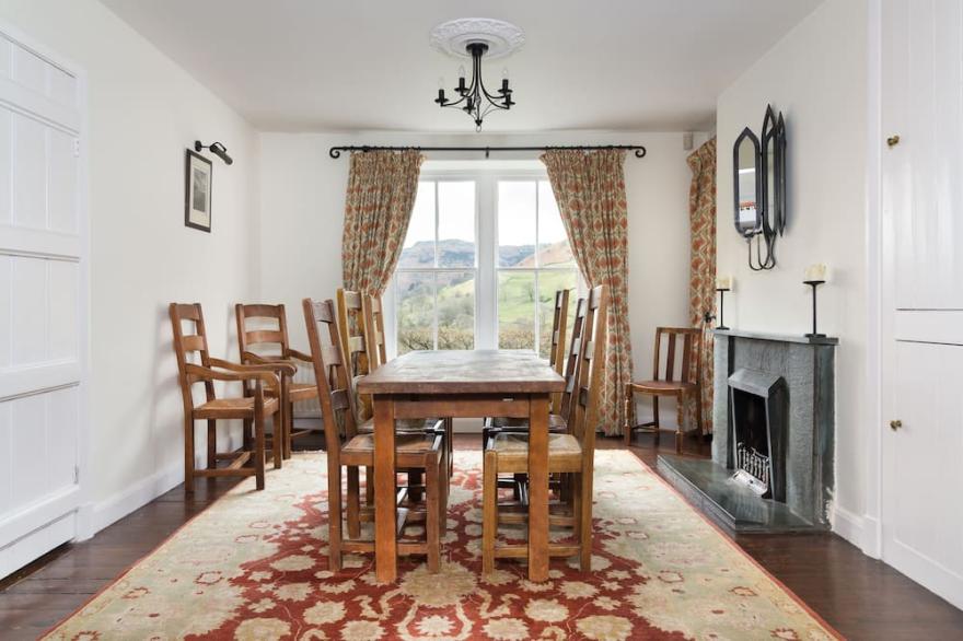 Detached house for 10+ in Grasmere surrounded by spectacular views