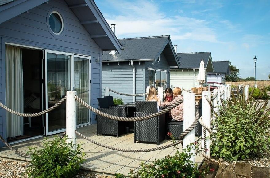 Sea Urchins beach house -  a beach house that sleeps 5 guests  in 2 bedrooms