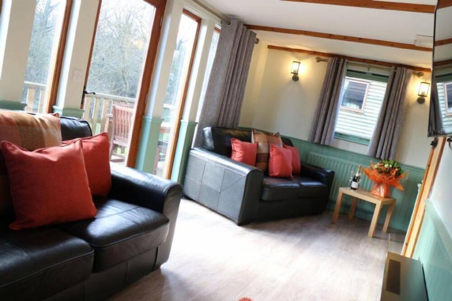 Willow Cottage Style Lodge in Yorkshire Dales, sleeps up to 4, family & pet friendly