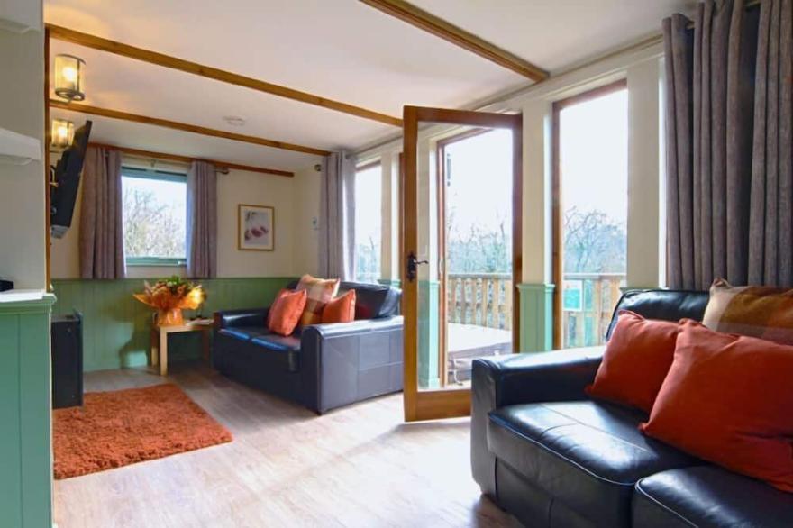 Willow Cottage Style Lodge in Yorkshire Dales, sleeps up to 4, family & pet friendly