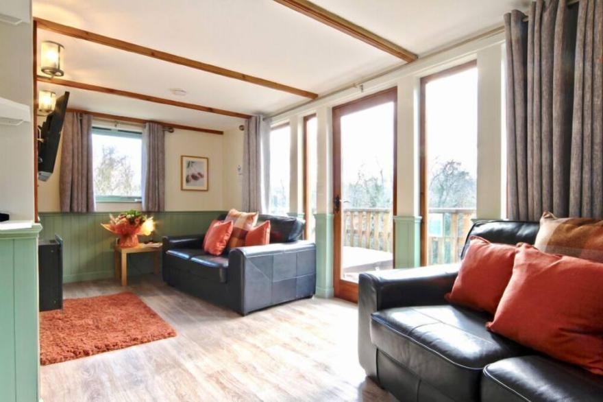 Willow Cottage Style Lodge in Yorkshire Dales, sleeps up to 4, family & pet friendly