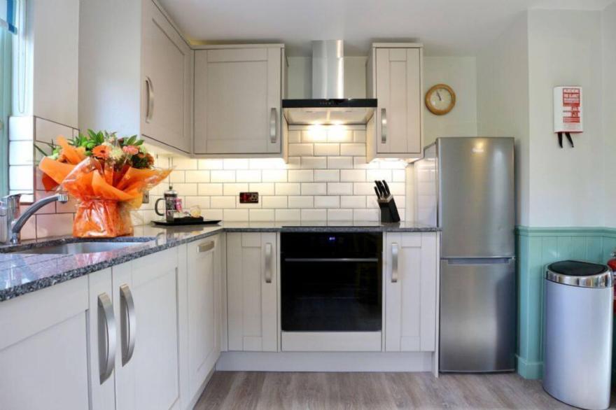 Willow Cottage Style Lodge in Yorkshire Dales, sleeps up to 4, family & pet friendly