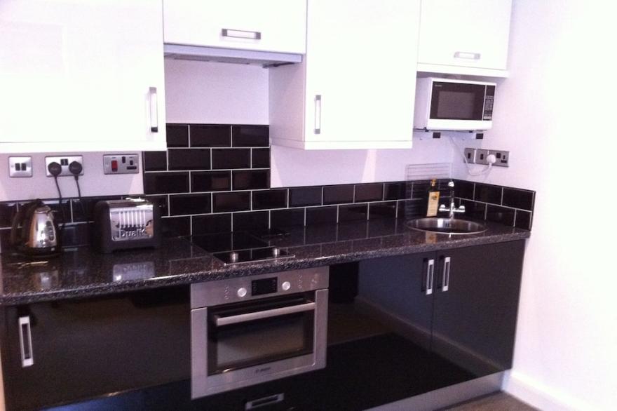 Beverley town centre modern duplex apartment