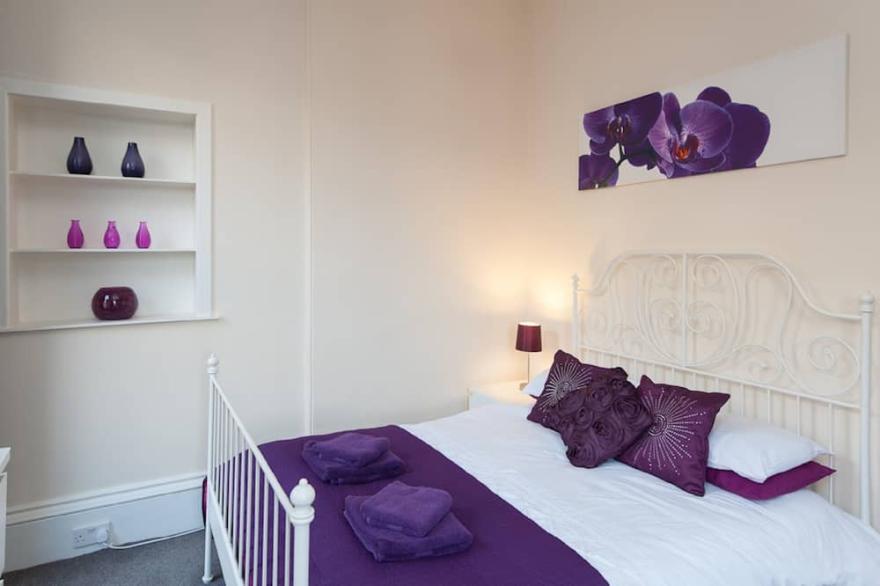 Genuine City Centre Apartment (Bread St)