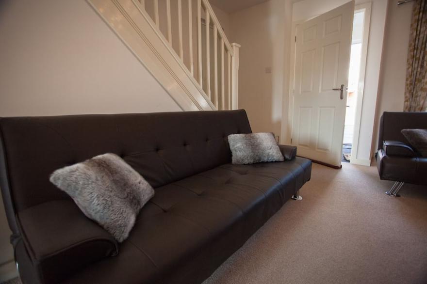 Lovely 3-bedroom House near Hampden