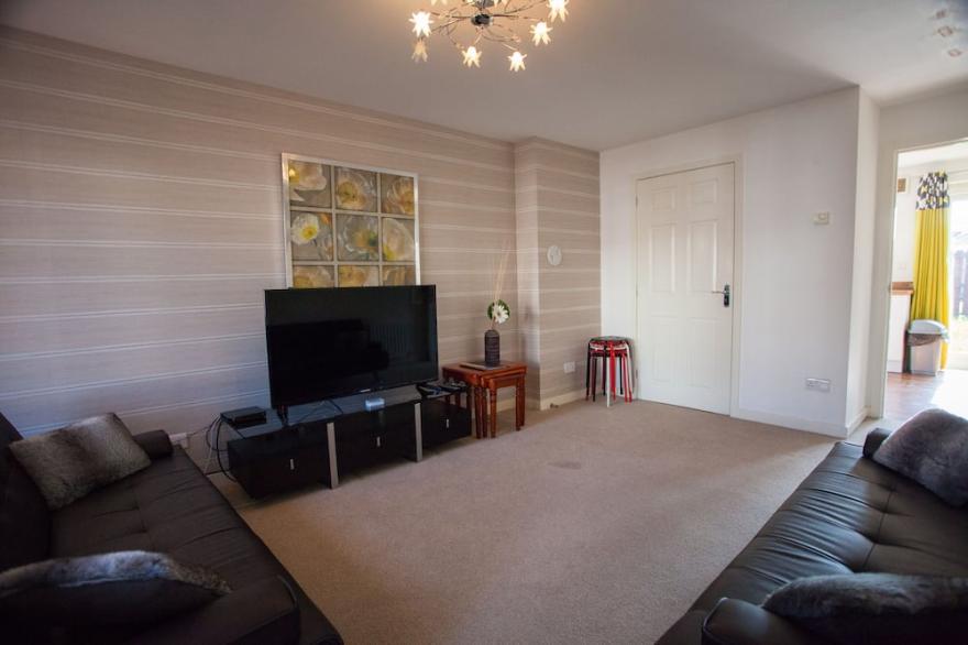 Lovely 3-bedroom House near Hampden
