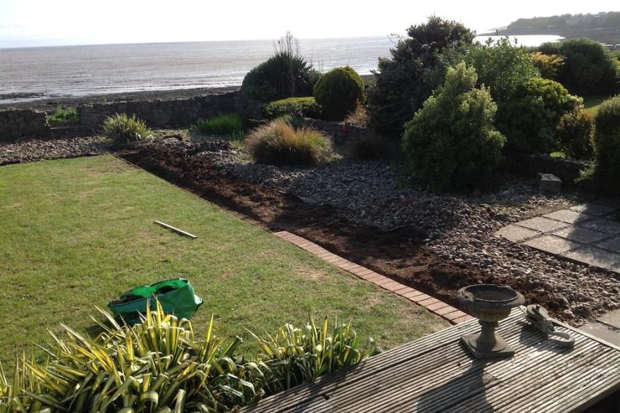 Spectacular Beach Villa near Cardiff - Sully Village <br><br>