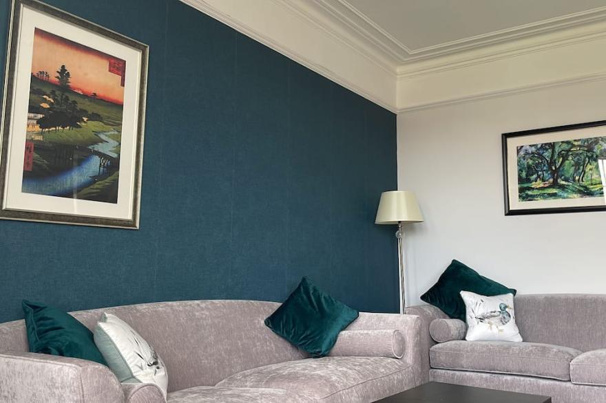 Ty sinamon a Large Self Catering Victorian Town House