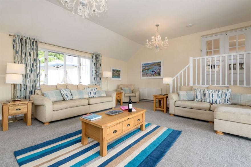 Stunning house with magnificent sea views, pet friendly with a VisitEngland 5 Star Award