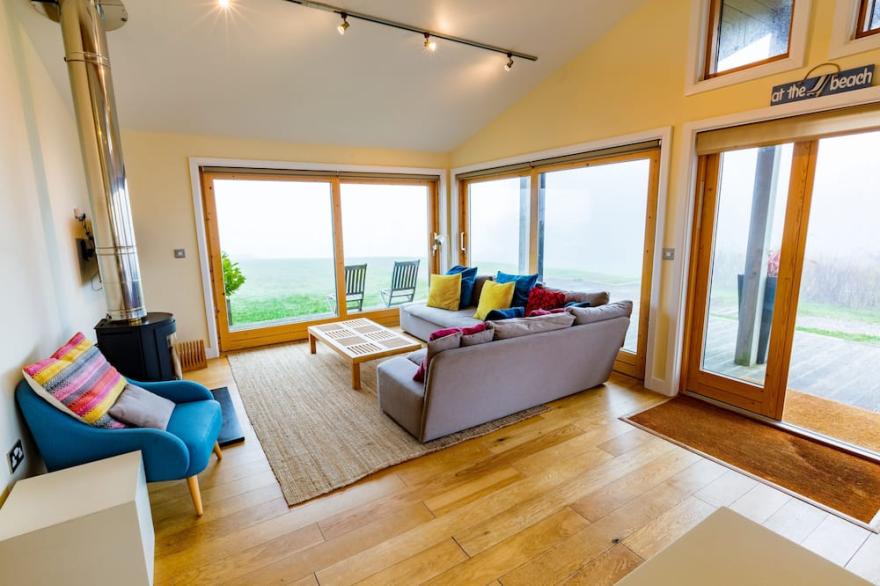 Beautiful holiday home, just a walk away from Talland beach...