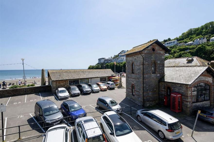 Seafront House Overlooking Looe Beach. Pet friendly and Reserved Parking Space 1 minute walk!