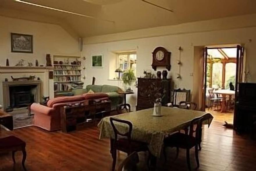 A Unique And Spacious Edwardian House Perfect For Family Get Togethers And Share