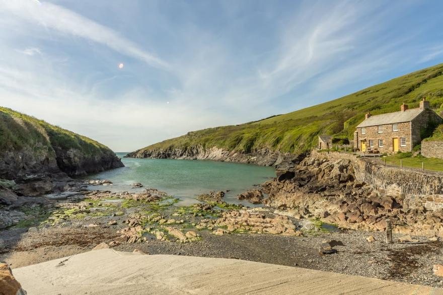 No. 2 The Fish Cellars is a stunning and unique two storey conversion.