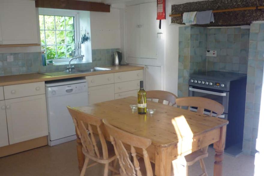 Fishermans Cottage With The Beach On Its Doorstep