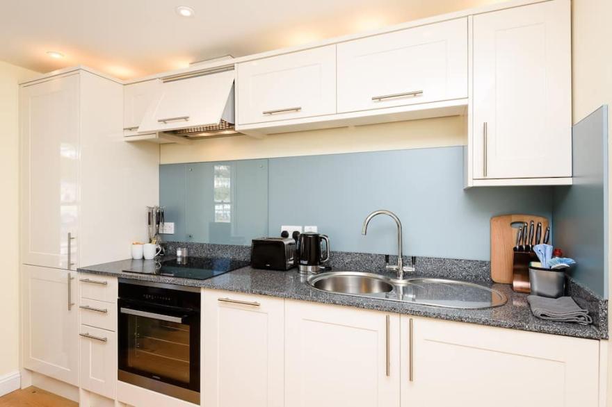 Luxury Apartment for Two. Free Wifi.