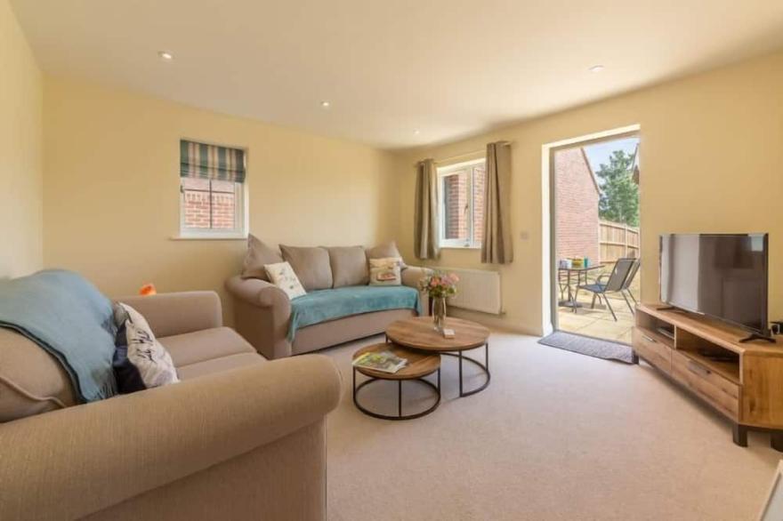 Smart modern bungalow in the pretty village of Heacham