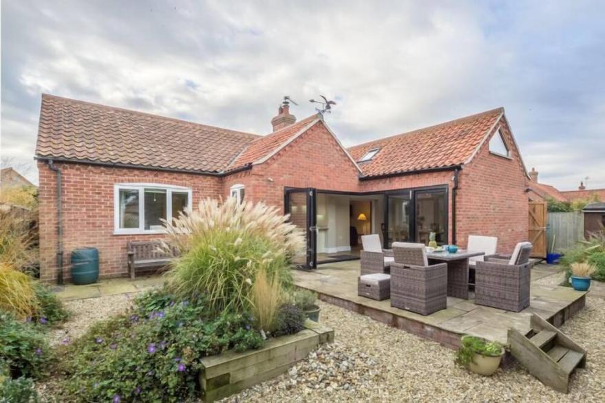 A super, luxuriously appointed bungalow in a peaceful residential area