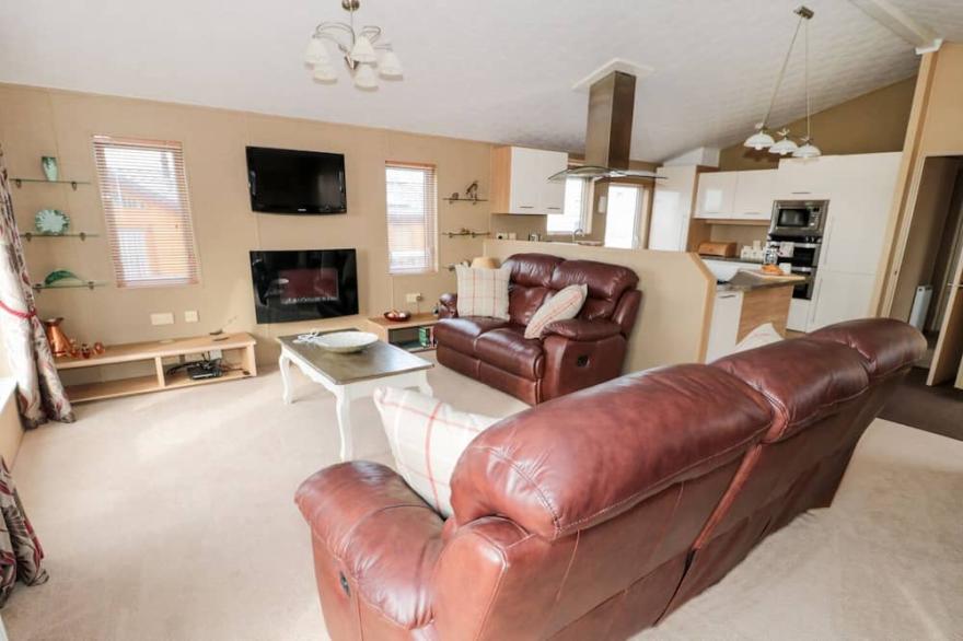 PERCY WOOD COUNTRY PARK, pet friendly in Swarland