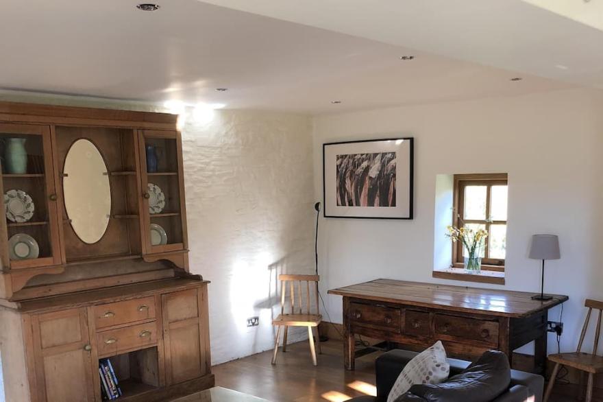 Self-Contained Converted cart house on  Organic Farm in Beautiful Countryside.