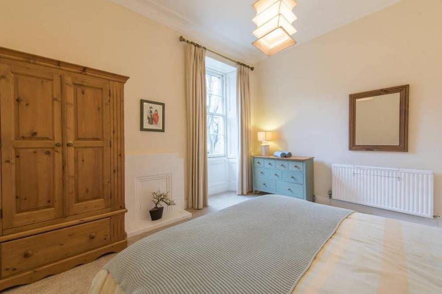 Peaceful and convenient apartment ideally situated