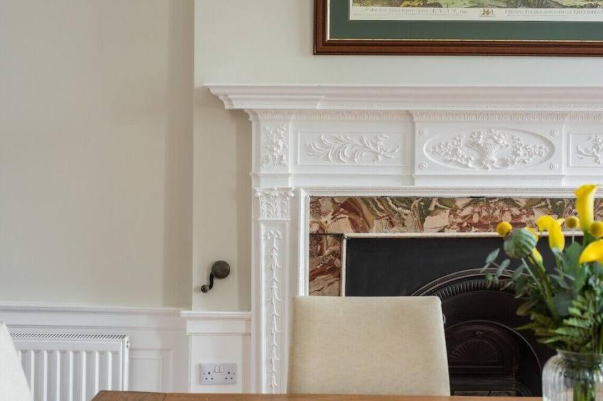 Stay in this tranquil and gorgeous City Centre home, for a unique Edinburgh experience