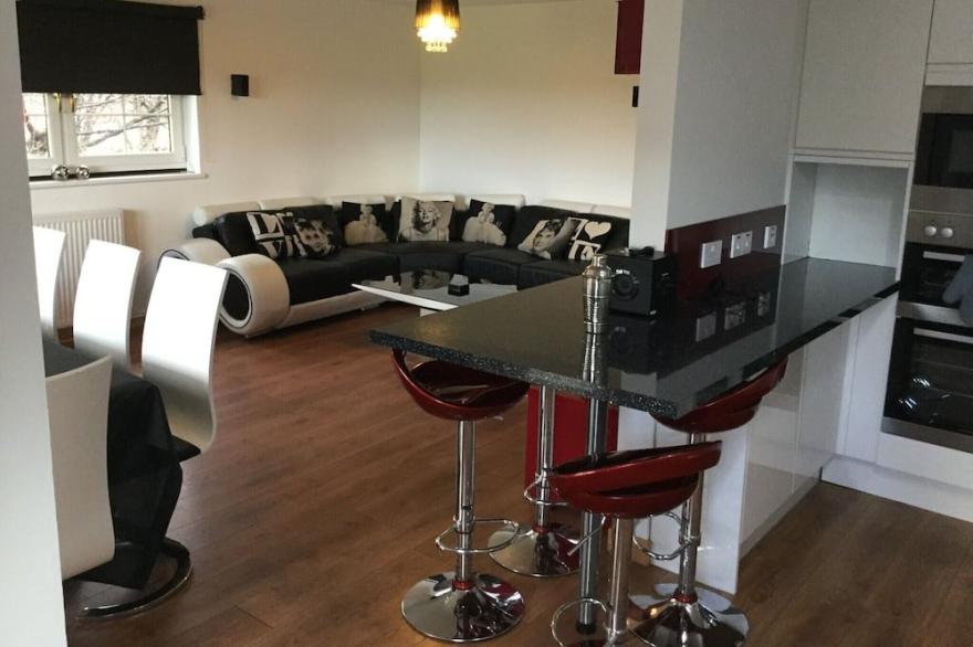 5 Bedroom Executive lodge with views towards Stirling Castle &Monument