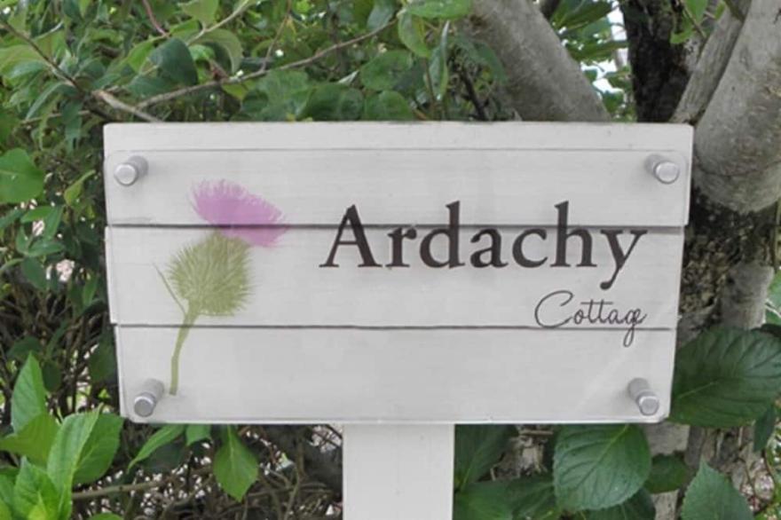Ardachy Cottage Near Glencoe with Fab Mountain Views!