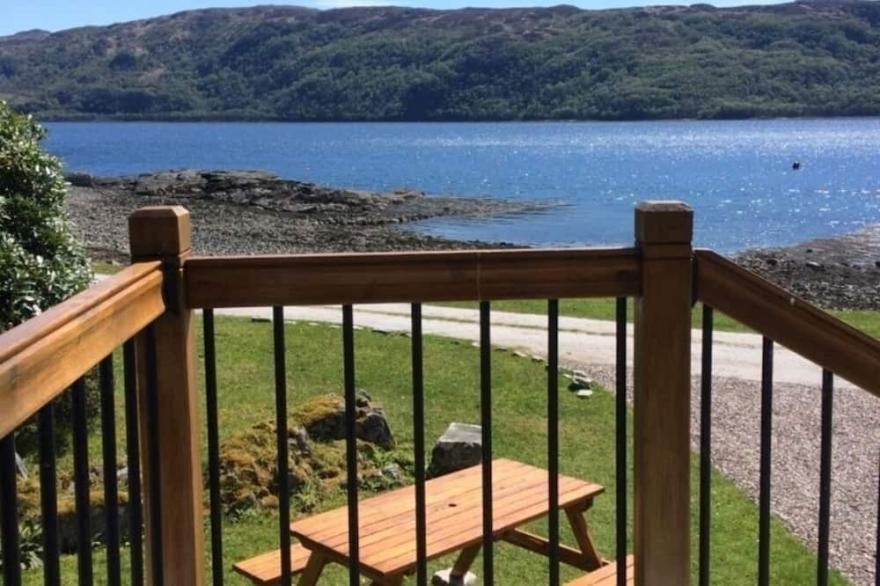 Sea Breeze, 4 Bedroom Detached loch side property