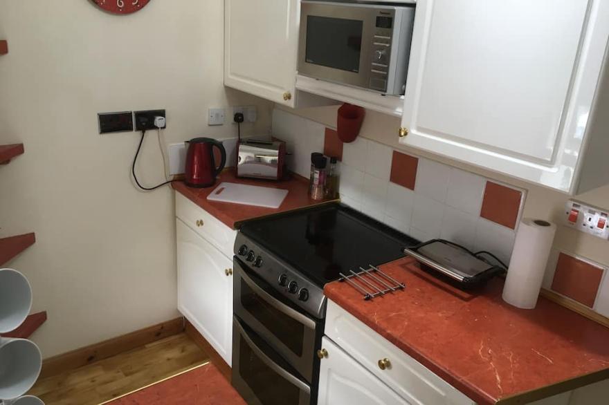 Bayhead Flat 14C- at the heart of Stornoway