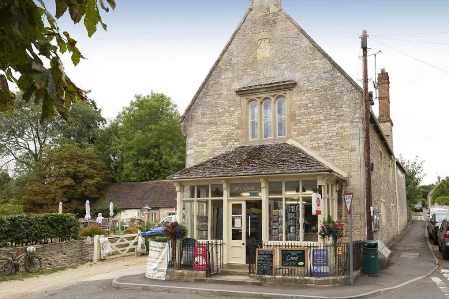 Meadow View 2 - sleeps 4 guests  in 2 bedrooms