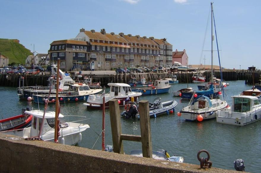 Jurassic Coast. Beautiful  Apartment in  Dorset Coast Market Town