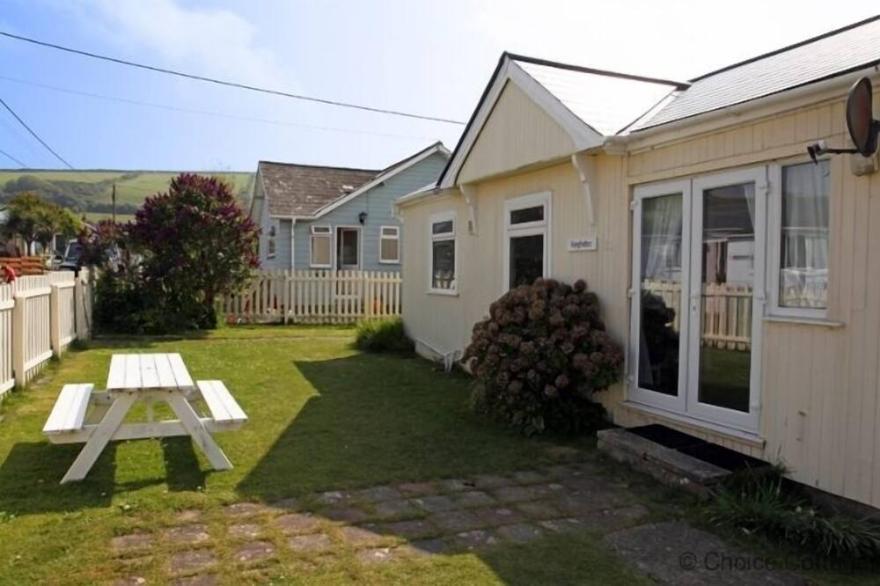 CROYDE KINGFISHER | 3 Bedrooms | Croyde | Sleeps 6
