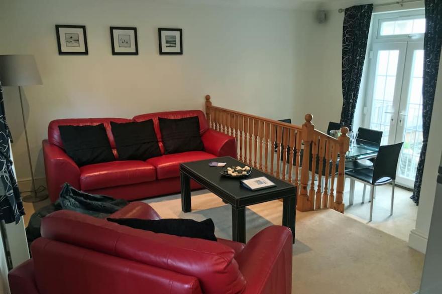 Southover Beach - Family Garden Apartment