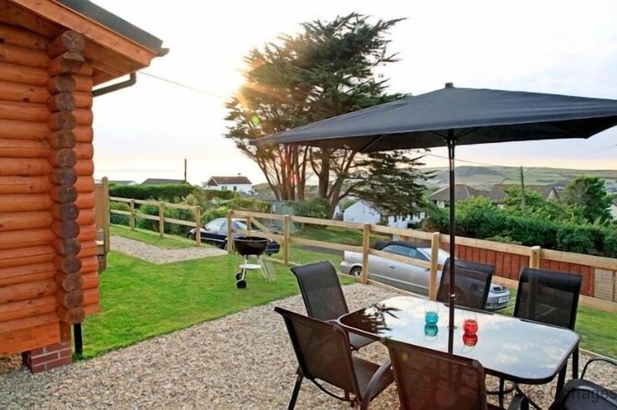 CROYDE RANCH CHALET | 2 Bedrooms | Croyde | Sleeps 4+